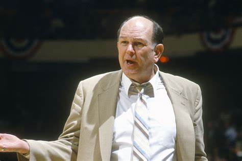  hoops coach Charles 'Lefty' Driesell dies at 92