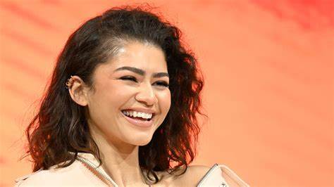 Zendaya's Heartfelt Homecoming: A $100,000 Gift to Her Roots at California Shakespeare Theater